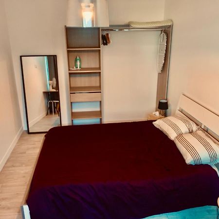 Superbe Appartement En Hyper Centre De Charleville מראה חיצוני תמונה