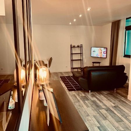 Superbe Appartement En Hyper Centre De Charleville מראה חיצוני תמונה