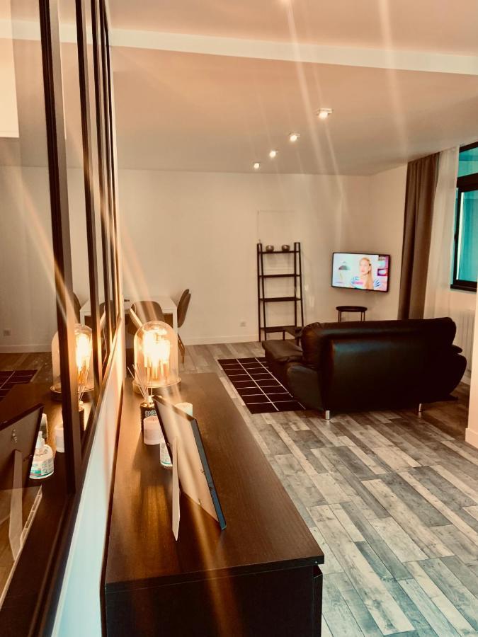 Superbe Appartement En Hyper Centre De Charleville מראה חיצוני תמונה